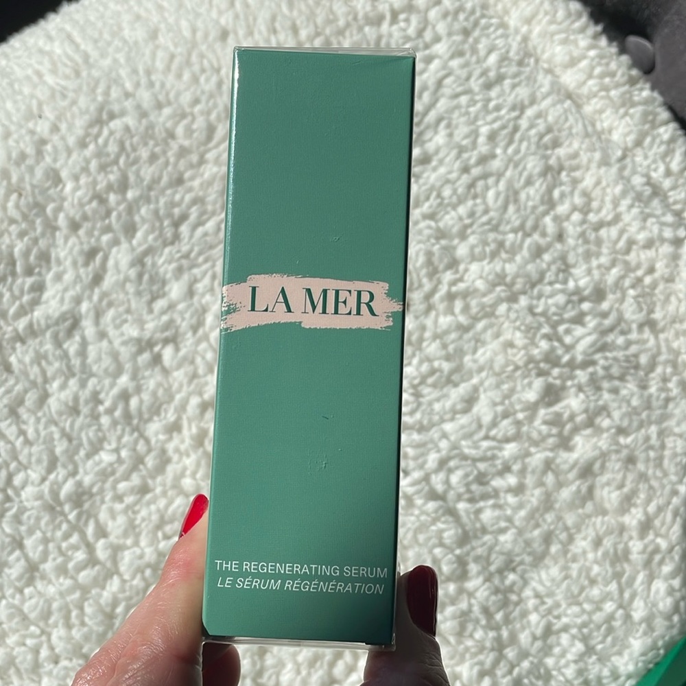 La Mer The Regenerating Serum New in Box Sealed